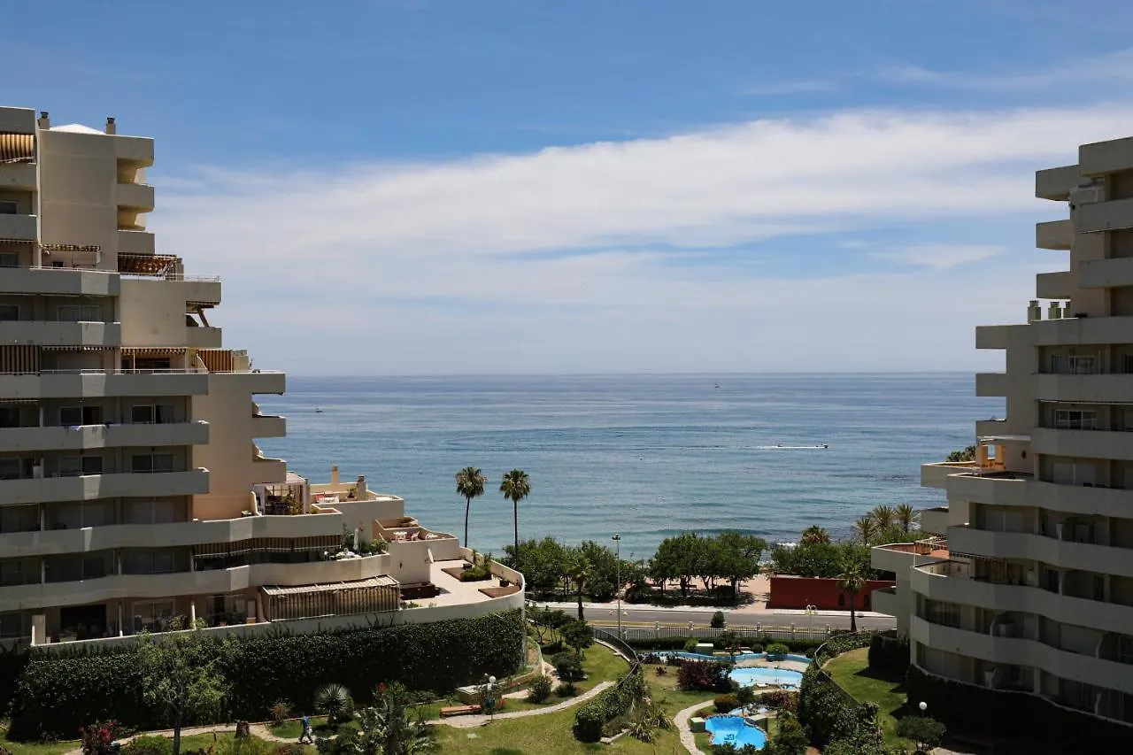 074 - Fabulous Sea View Apartment In Benal Beach Complex Benalmádena 0*,  España